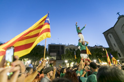 Concentració de rebuig a la macrooperació de la Guàrdia Civil contra el referèndum a Sabadell 